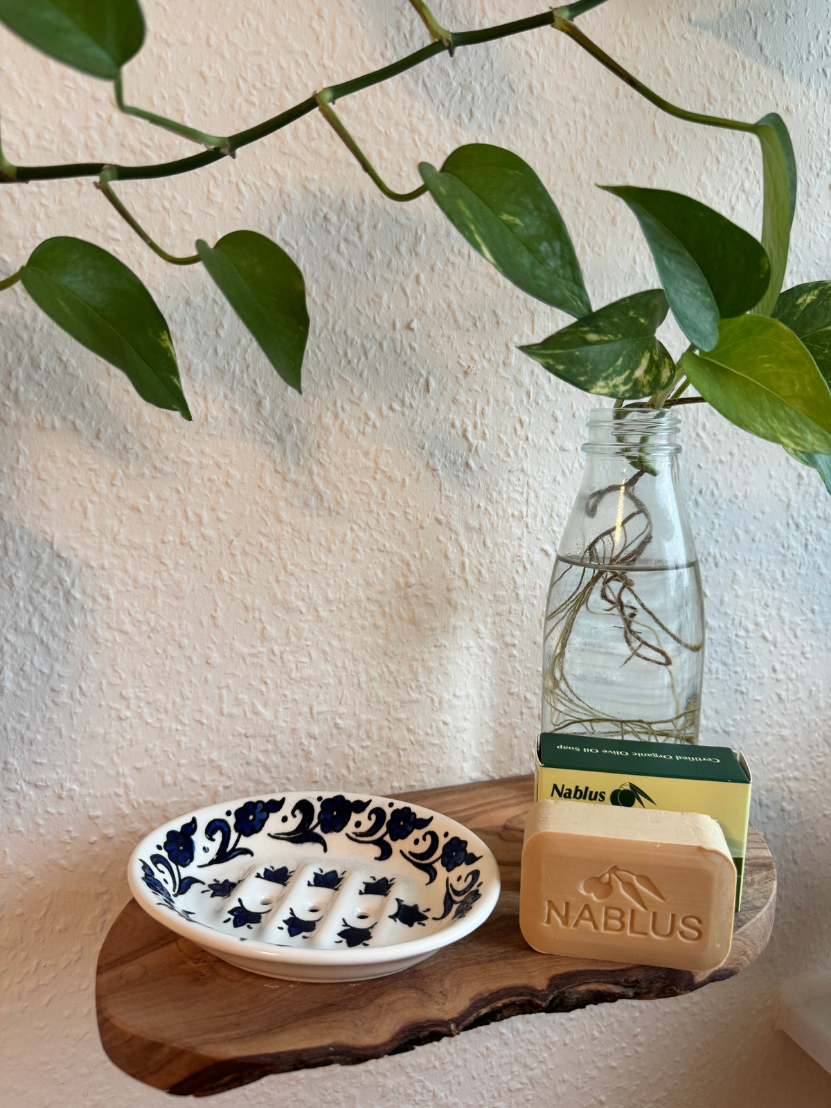 Soap Dispenser Blue Flower & Nablus Sæbe Bundle