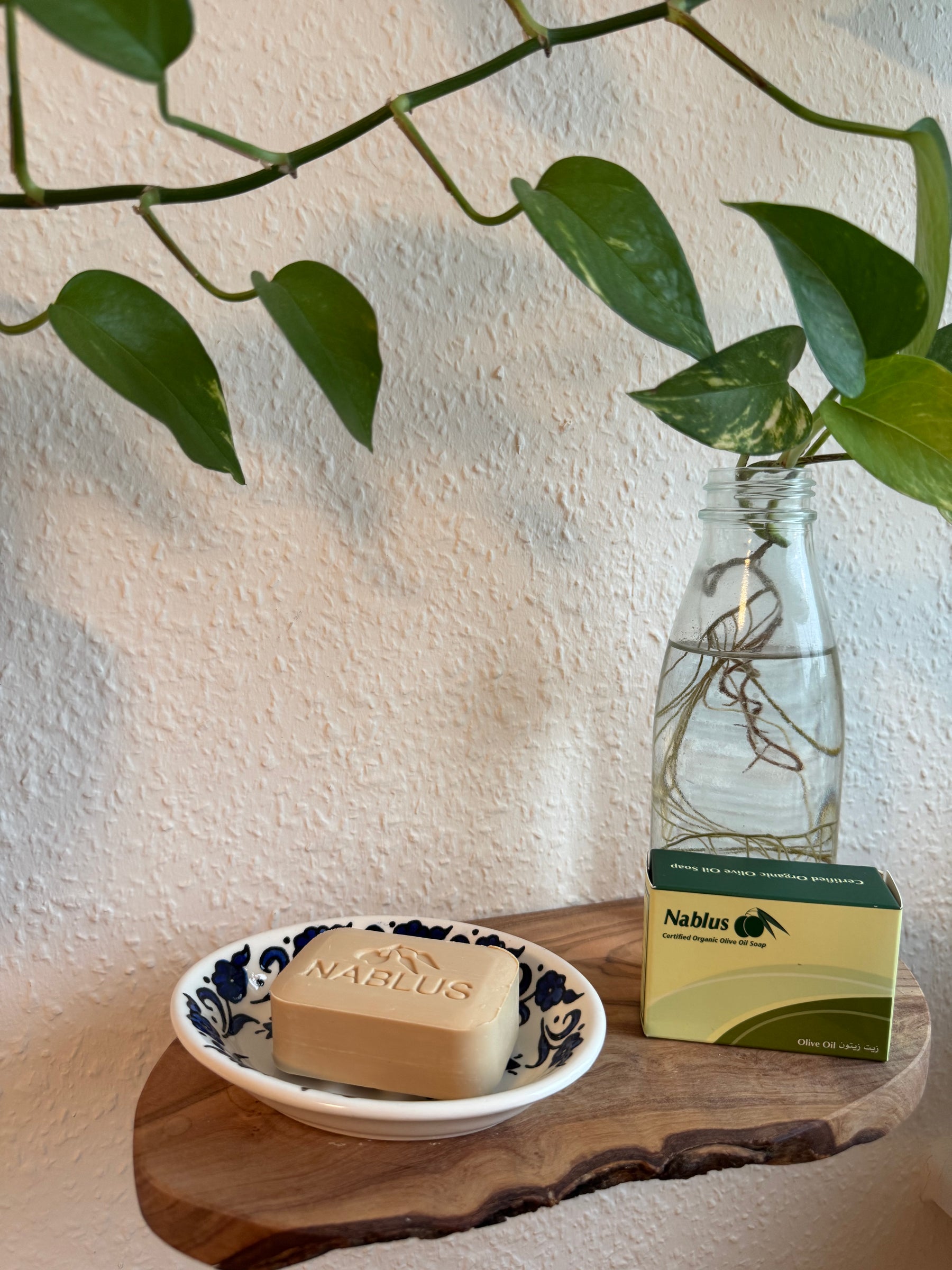 Soap Dispenser Blue Flower & Nablus Sæbe Bundle