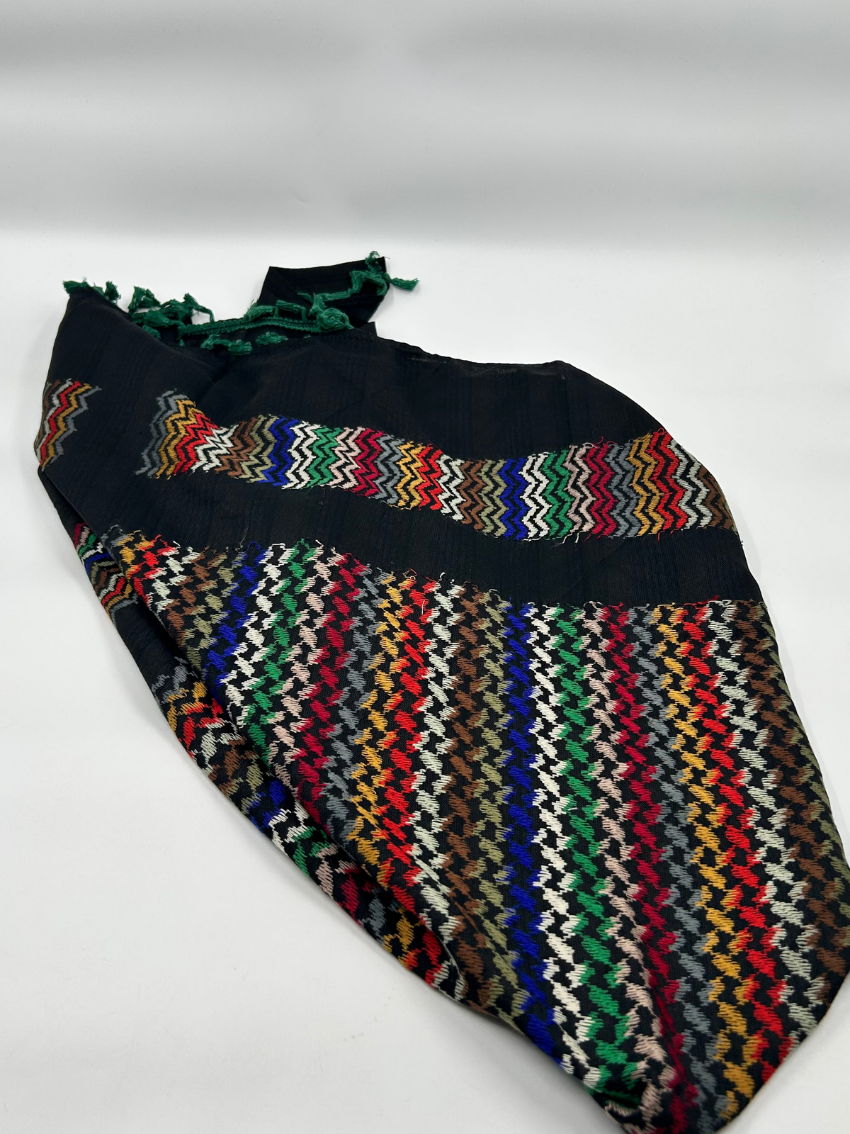 Auténtico Hirbawi kuffiyeh - multicolor con borla verde