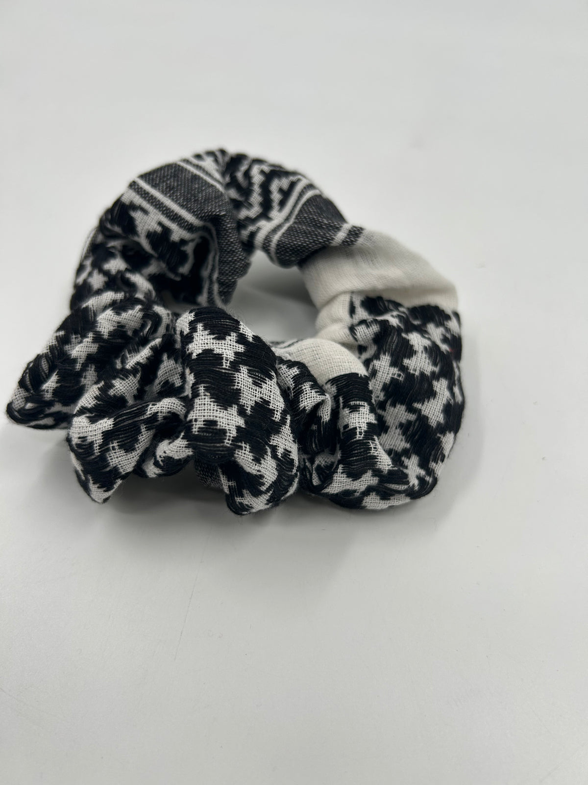 Kuffiyeh Scrunchie